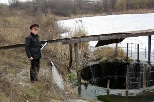 Полтавская область: спасатели проверили состояние готовности сливных систем к пропуску паводка