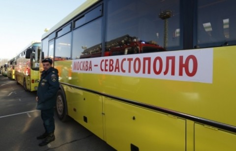 Из Москвы в Севастополь направилась колонна с гуманитарным грузом
