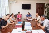 Сергей Меняйло встретился с волонтерами, помогающих пожилым севастопольцам получать паспорта граждан РФ