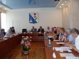 Президиум Законодательного Собрания утвердил повестку дня пленарного заседания