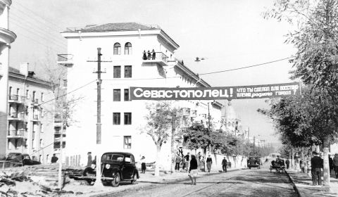 ������� ����������� 1916 ���� � 3D�
