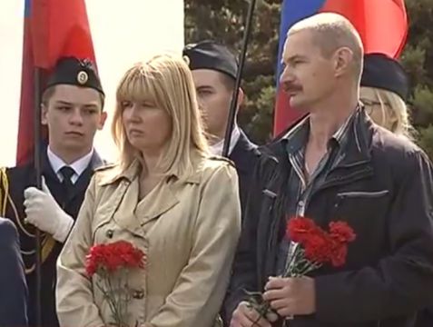 ��� � ���. �������� ������� ������ ������� � �������, ����������� 55-����� ������ �������� � ������