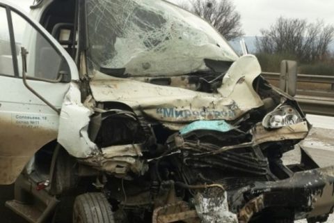 � ����������� ��������� � ������ �������� "����������" ������ � �����, � "������" ����������� � ����������