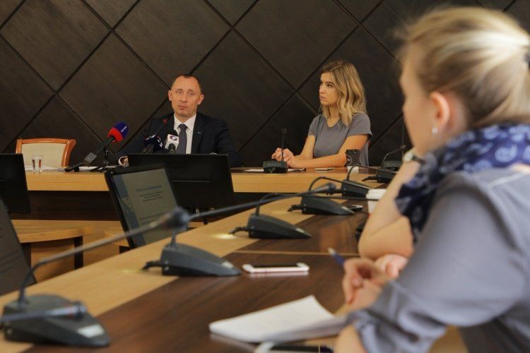 �� 2019 ���� � ����������� ����������� ������������� ����� 300 �� ��������������������� �����