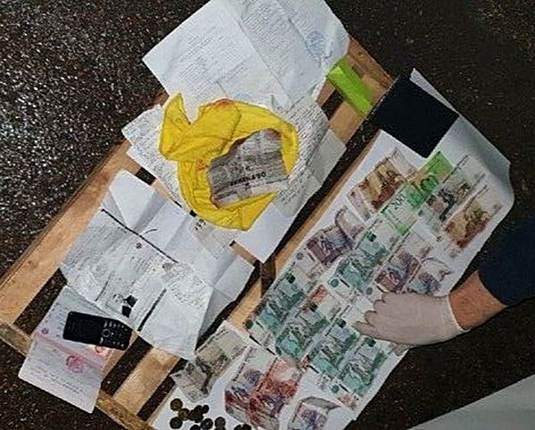 В Севастополе при попытке ограбления магазина ранена девушка-продавец