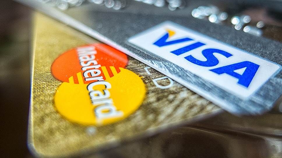 Из-за новых санкций за границей могут не работать банковские карты россиян