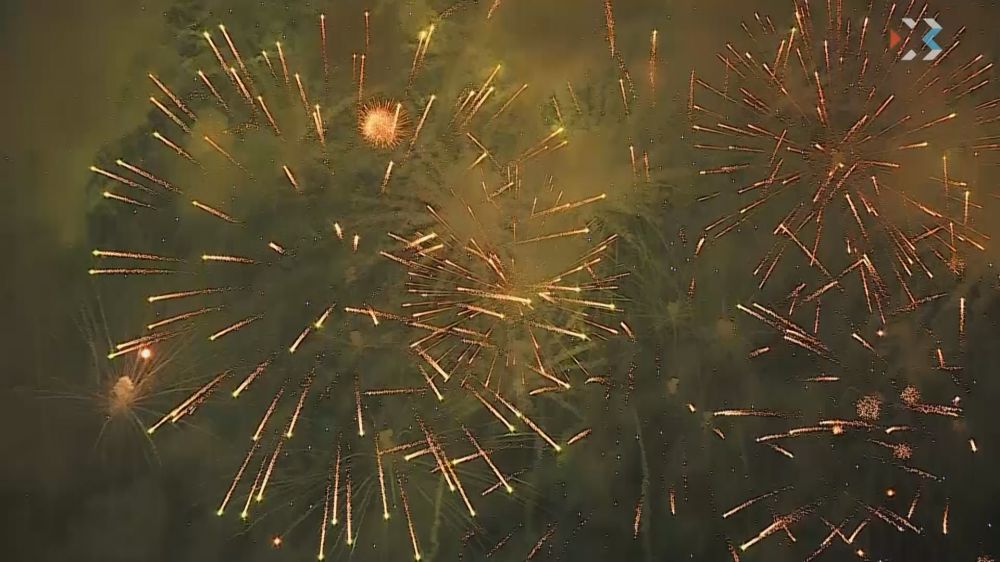 23 февраля Севастополь отметил праздничным концертом и салютом
