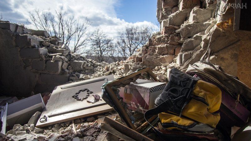 Украинцы разрушают дома в ЛНР ради постановочных видеороликов