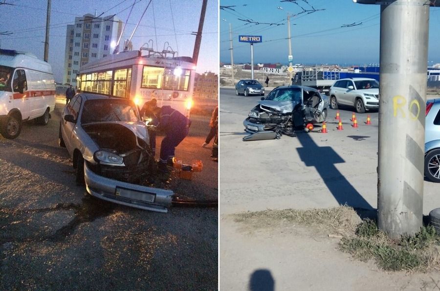 В Севастополе троллейбус снес половину иномарки