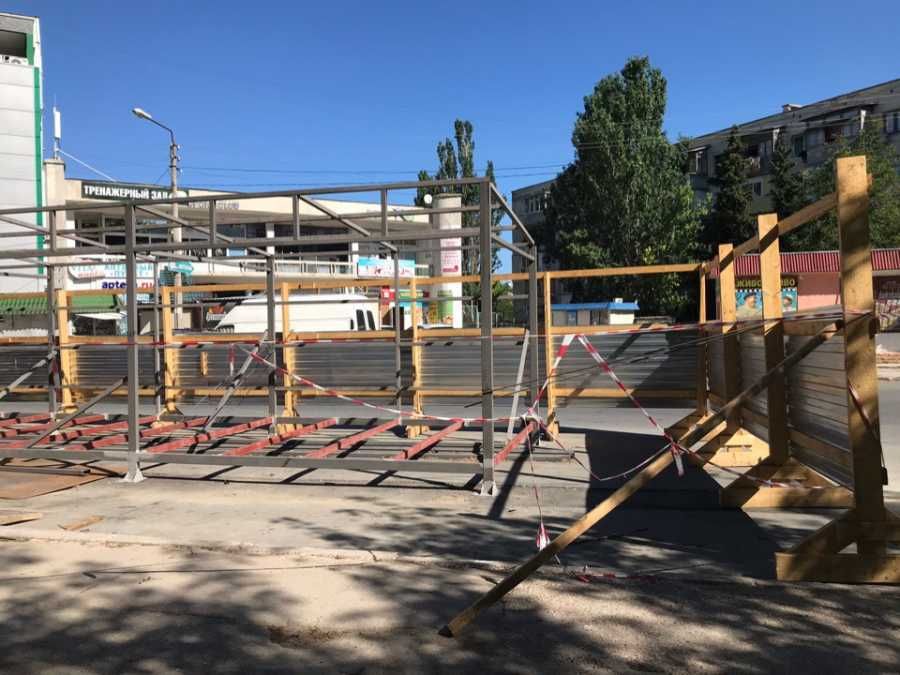 Севастопольцы добились сноса беспардонной ярмарки на Хрюкина
