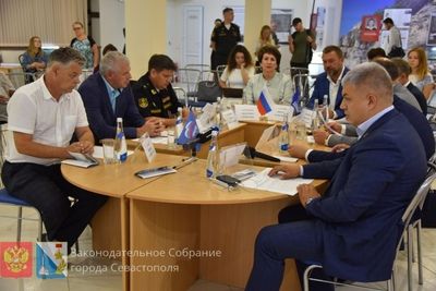 Севастопольские депутаты приняли участие в обсуждении законопроекта о вандализме