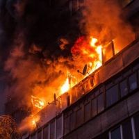 Чтобы избежать пожара на кухне и на балконе