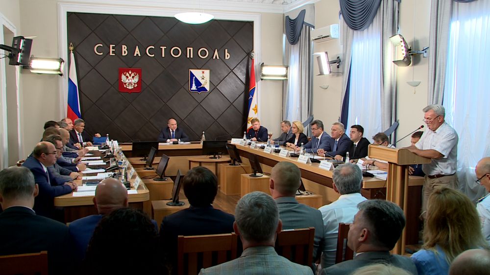 Поставщик мебели сорвал начало занятий в новом корпусе образовательного центра «Бухта Казачья» – Независимое телевидение Севастополя