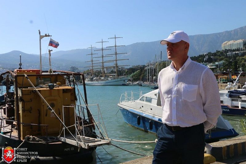 Вице-премьер Крыма Нахлупин останется в СИЗО до конца года