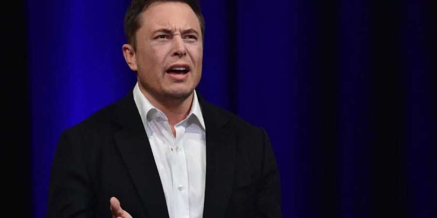 � ����������� ������� ������� Tesla Cybertruck