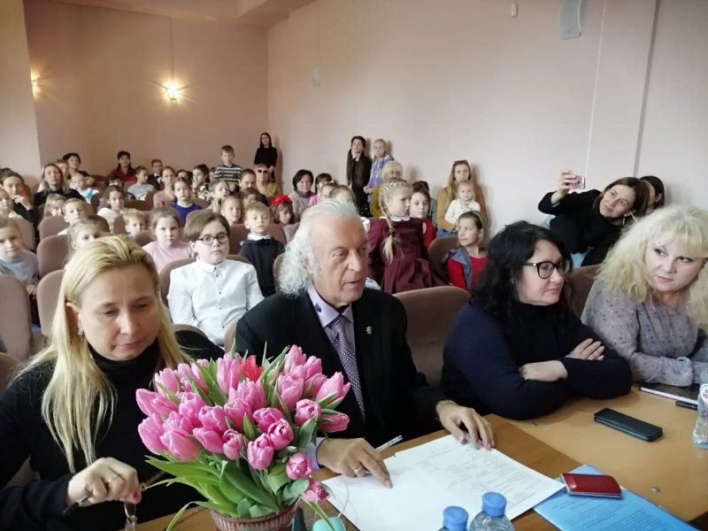 � ����������� ���� ������ �������� ����� � ����������� ����� ���������� ������