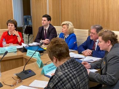 ��������� ��������� ������� ������� � ��������� ��������� � �������������� �� ������ ��������
