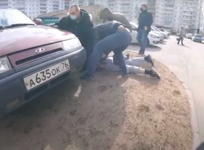 � ����� ����� � �������� ���������� �����������