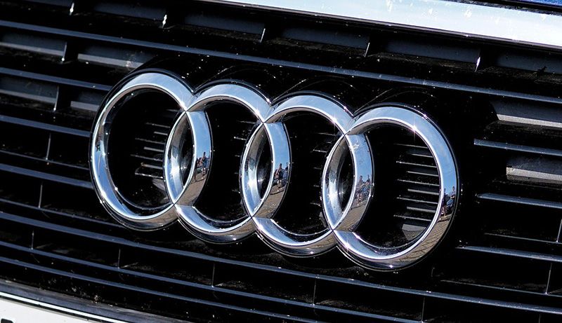 ��������������� ����������� �������������� ��������� Audi �8, � ����� ������ �� � ���