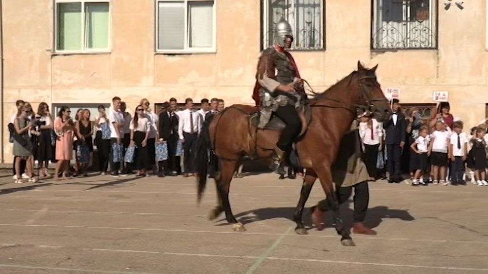 � ��������������� ����� ������� � ���� ������ ��������� ���������� ��������