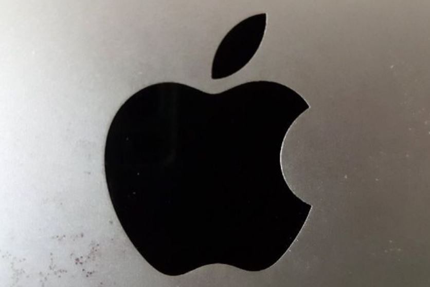 Apple ������� ����� 40 ����� �������� �� ����� ��������� � �����