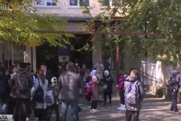 ������ ����� � ��������� ���� ������ �������������