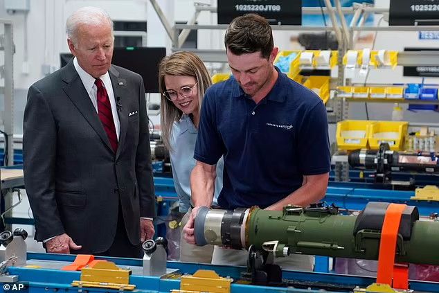 Lockheed Martin ��������� ������� ������ ����� Javelin ��-�� �������� �� �������