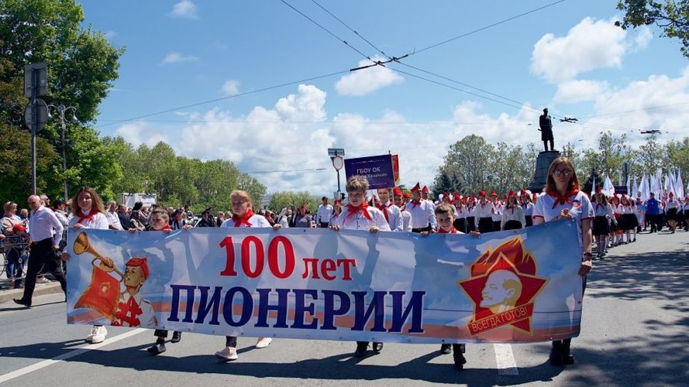 � ����������� ������ �������� 100-����� ��������