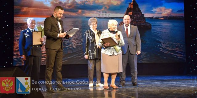 �������� ������� �� ����������, �� ������ � ���: ��� ����� ��� ����������, ��� ������ �������…