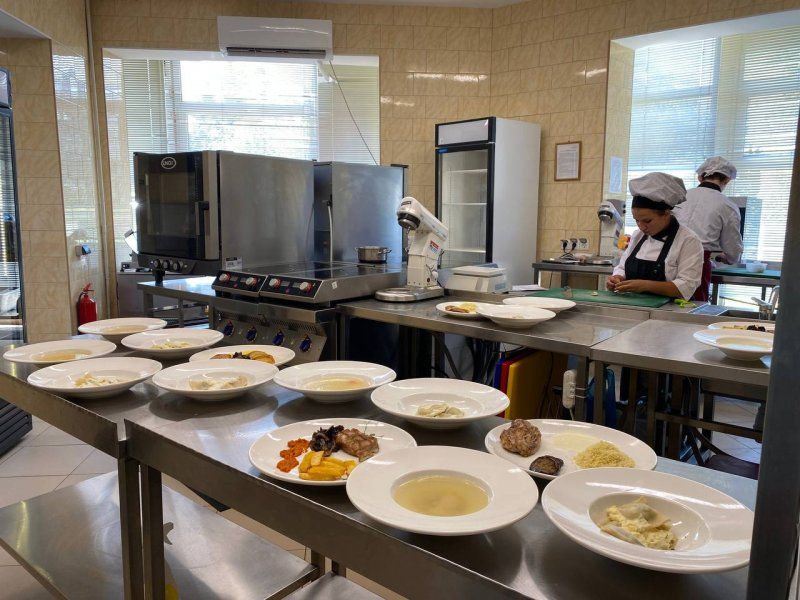 � ������ �������� ���� � ��������������� �������� ������� � �������� ��������� ����� ����������