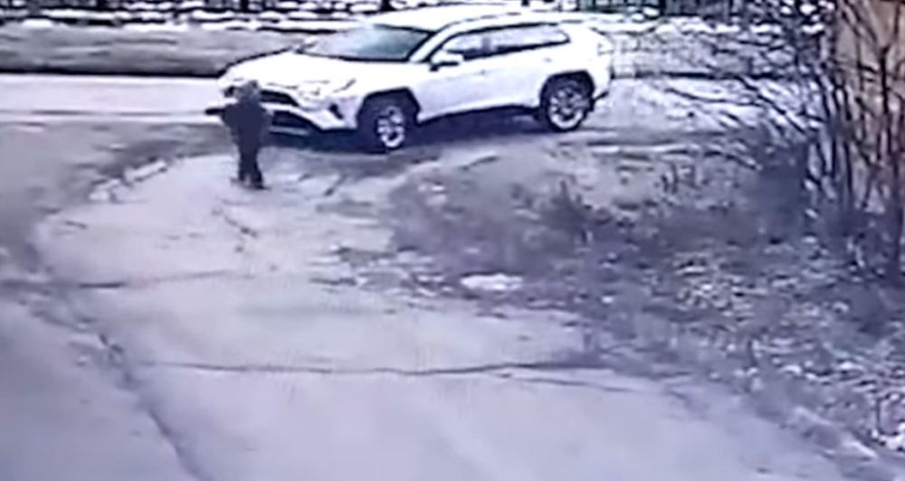 � ������������� ������� ������� �� ���� 6-������� �������� � ������� � ����� ���