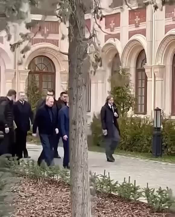�������� ����� ������� � ���� � �� ������ ����� �������� � ����� ��������� � �����������