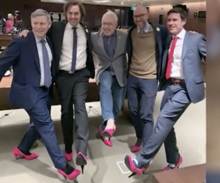������ ������� "������" ��������� ��������� � ������� ������� ������