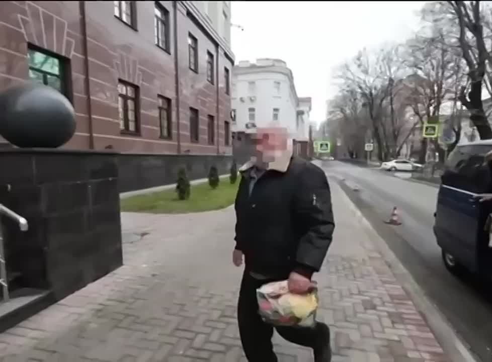 ������������ ������� 4 ���� ������ �� ������� � ���������� ���������� ������������