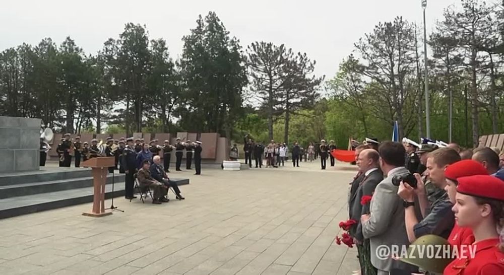 6 ��� � ����� 79-�� ��������� ������ �����-���� ������ ������������ ��������-�������������� ��������� �������� ������