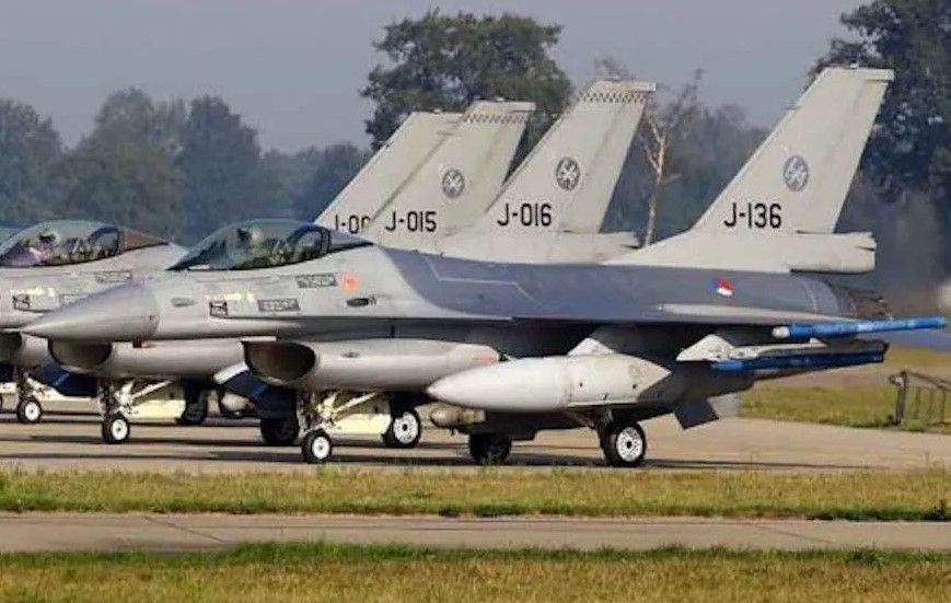 ���������� �������, ������ �������� F-16 �� ������� �������� ��� �������