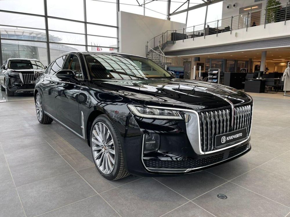 Hongqi � ��������� ������������� �����, ������� �������� ����� � ������� ��������� ����� ��������� � ������������������ �������