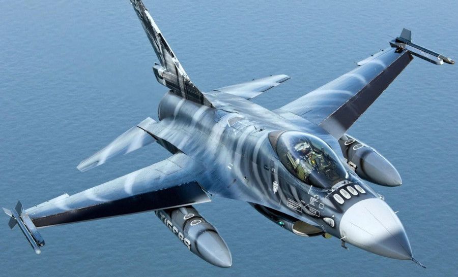 ��������� ������� ���������: ���������� �������� ����� 42 �������� F-16