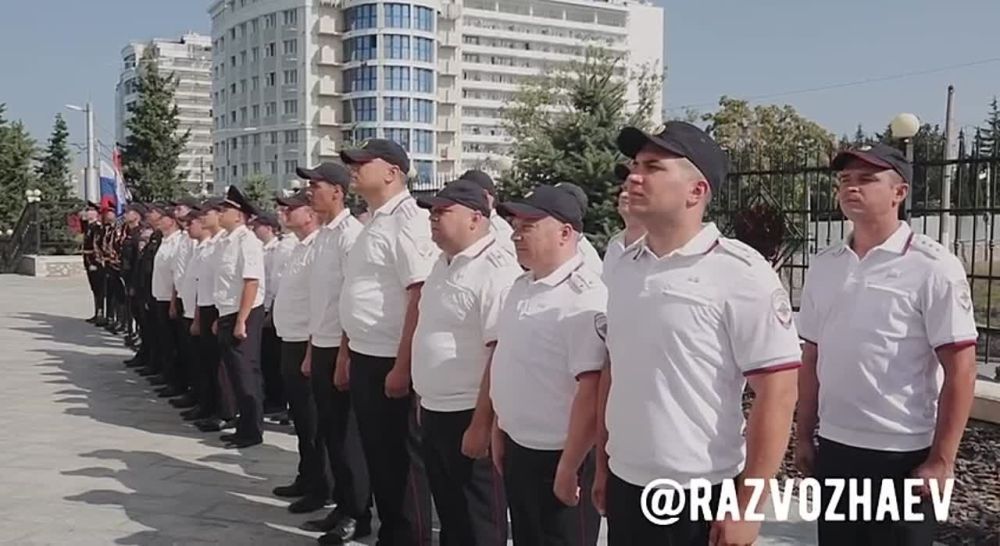 ������ ���������: ������� �� �������� 100-� ��������� �� ��� ����������� ���������-�������� ������ �������