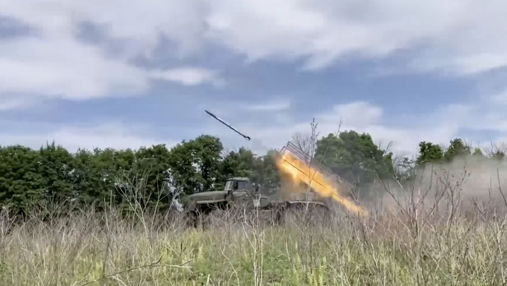 �� ������ ��� �������� ����� 14 000 ������