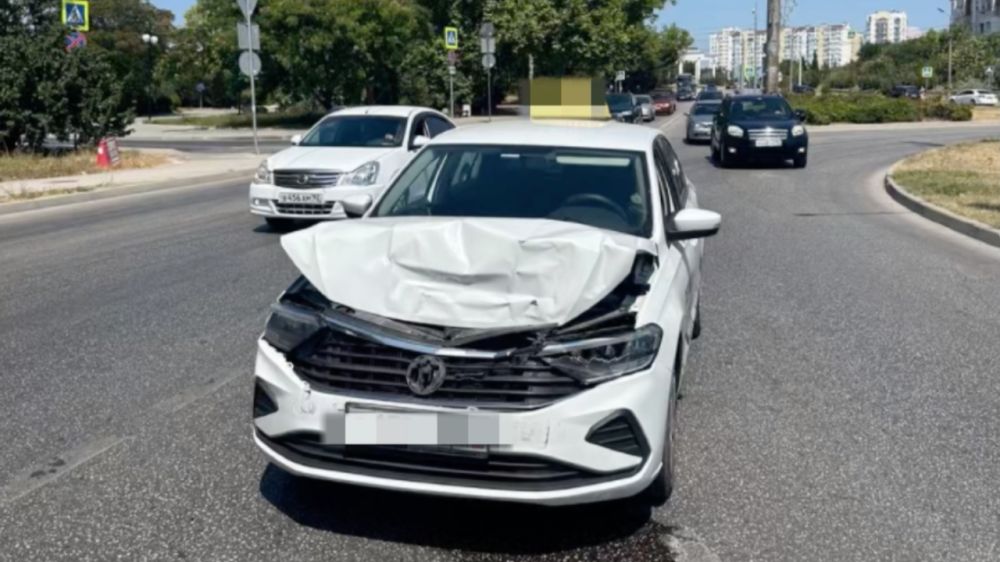 � ����������� 8-�������� �������� ����� ������� ������ � ���
