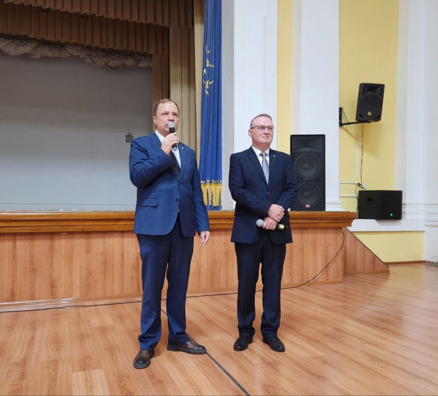 2 �������� ����� ����� ������ ����� ��� ����� �������������� �� ��������������� ��������