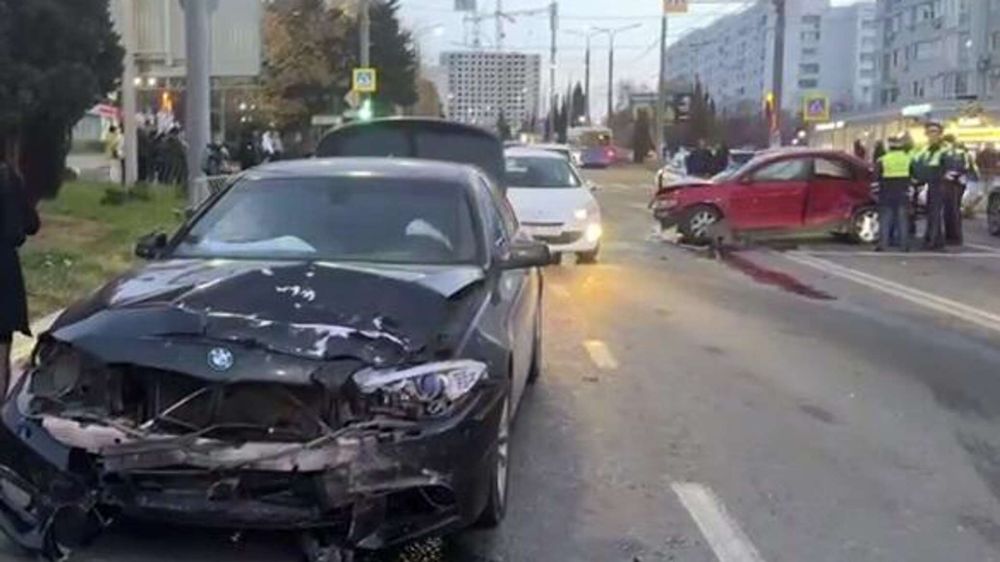 ������� �� ������: 4 ���������� ����������� � �����������
