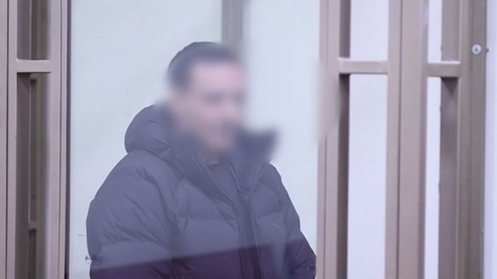 Переехал в Испанию и финансировал ВСУ: в Севастополе мужчину посадили на 12 лет за госизмену