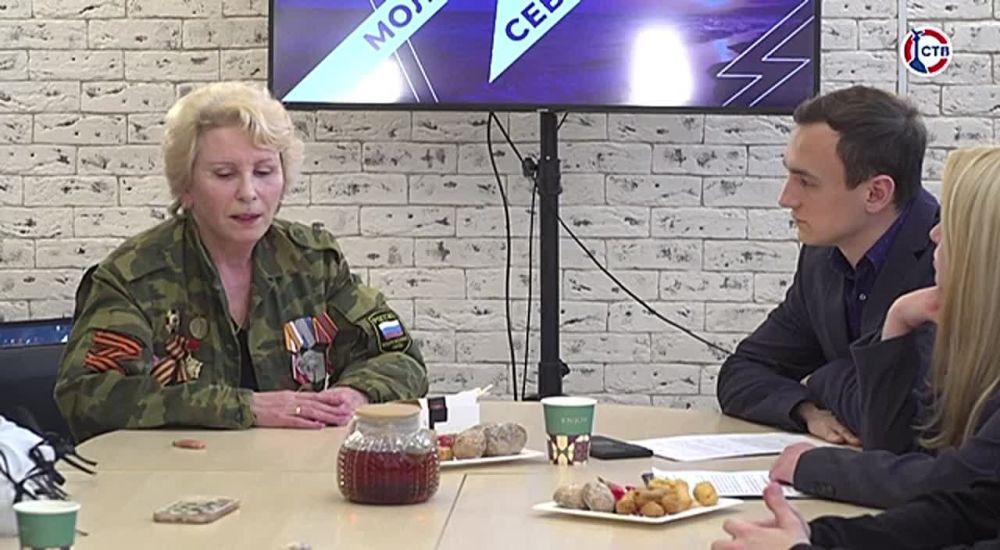 Севастопольская молодёжь встретилась с участником Русской весны Еленой Пастернак