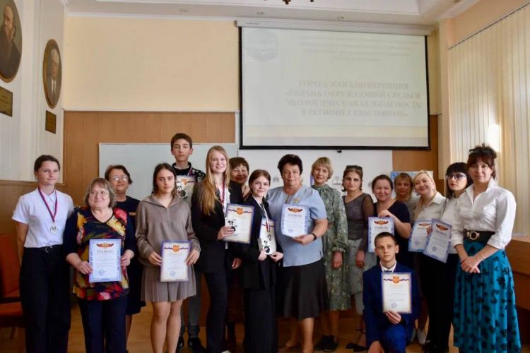 23 исследовательские работы представили школьники на экологической конференции