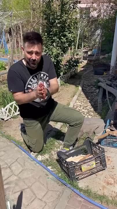   !.  ,   -    