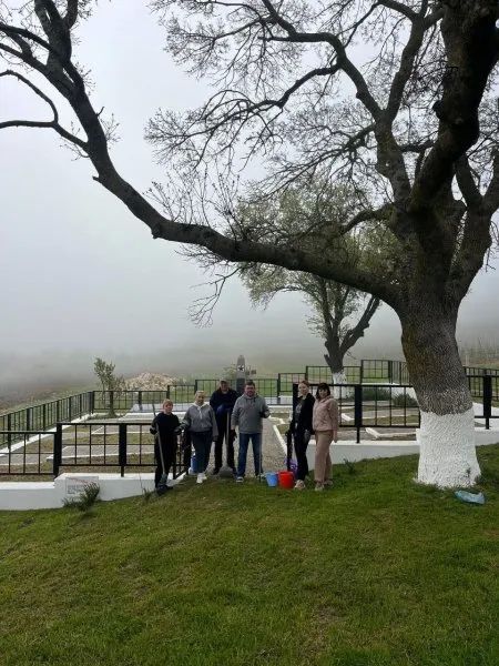 В Севастополе благоустроили Братское кладбище пограничников и воинов 242-й горно-стрелковой дивизии