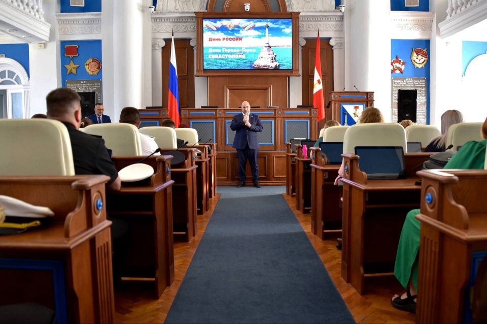 �������� ������: � ���������� ��� ������ � ��� ������ � ��������������� �������� ������ ������������� �����������