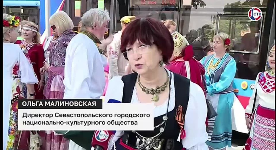 В Севастополе «Троллейбус-лекторий» вышел на маршрут в День России